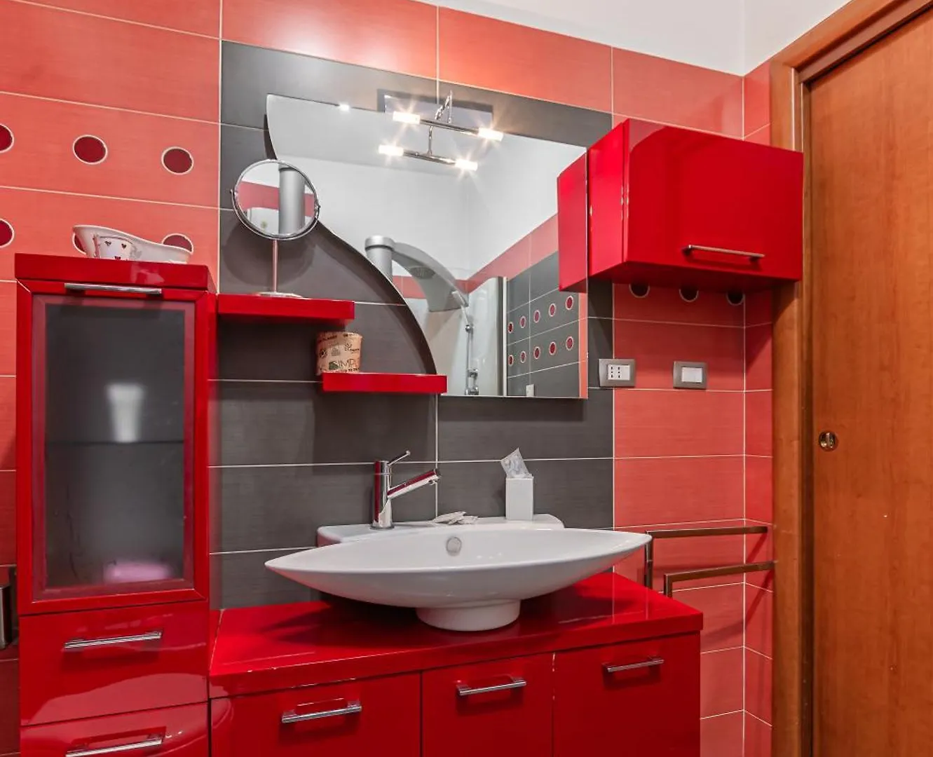 Guest House Mama - Cozy & Elegant Rome Apartment