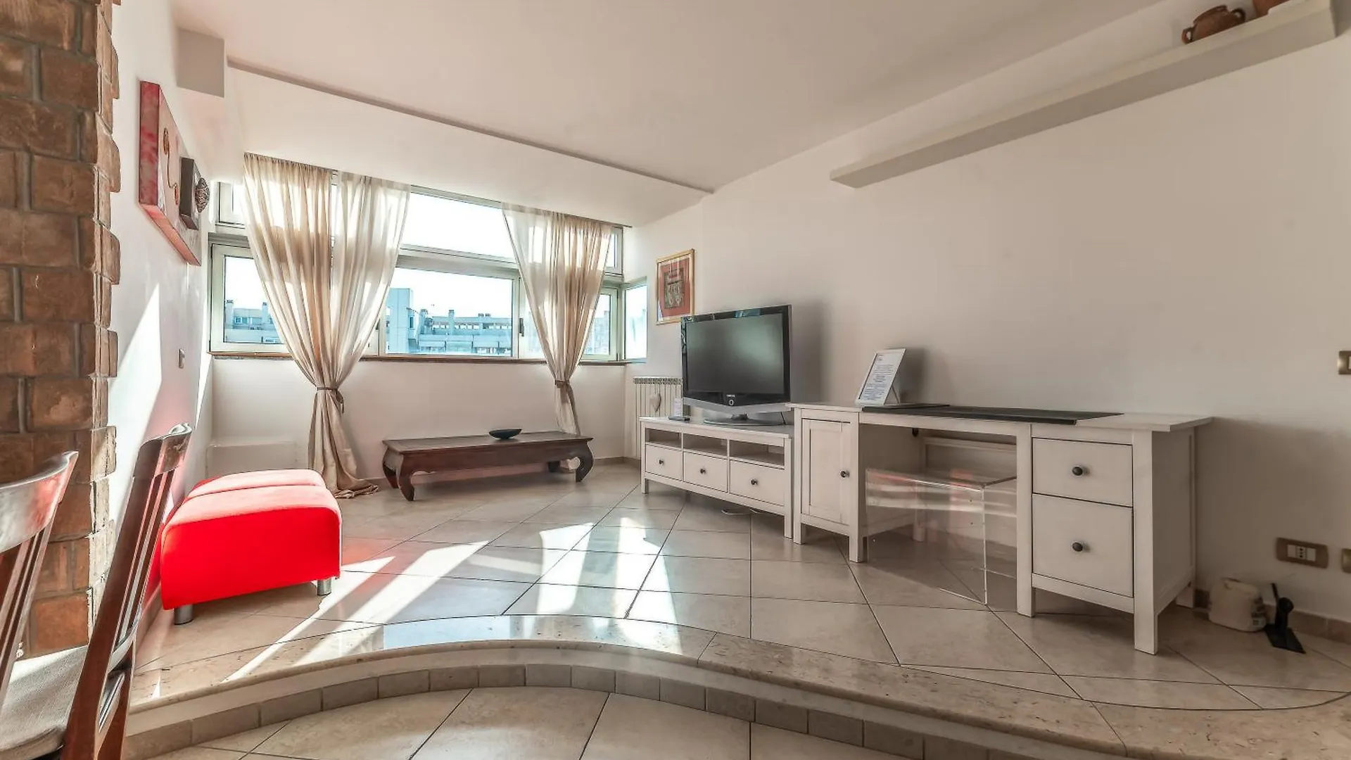 Apartment Guest House Mama - Cozy & Elegant Rome Italy